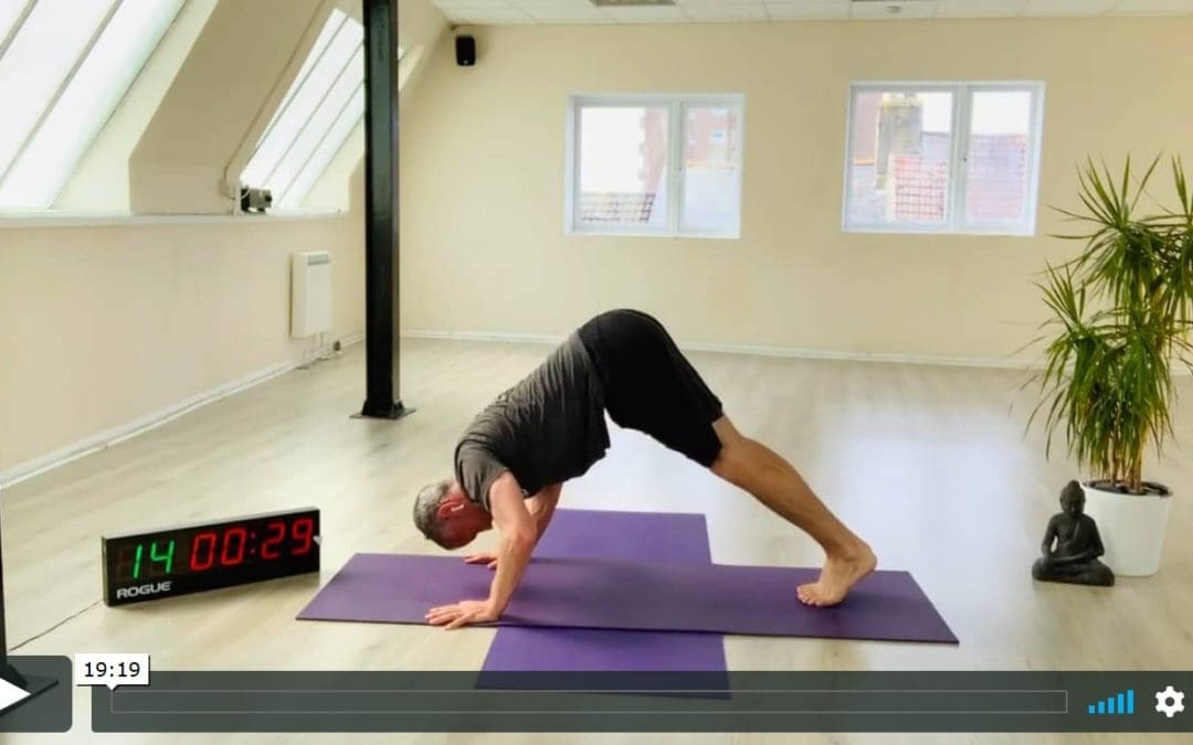 STRENGTH: Upper Body Blast (20mins)
